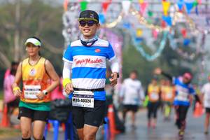 BIB: 4020, 40324
                            <button type="button" onclick="openModal(9893633)" class="btn btn-primary btn-sm float-right btn-popup" data-toggle="modal" data-target=".modal-high-quality">
                        <i class="fas fa-shopping-cart"></i> Add to Cart
                    </button>
                                            <button type="button" onclick="isThisMe(9893633, true)" class="btn btn-success btn-sm float-right btn-popup btn-isme hidden" data-toggle="tooltip" data-placement="bottom" title="นี่คือรูปของคุณใช่ไหม คลิกที่นี่เพื่อเอาเข้าอัลบั้ม">
                        <i class="fas fa-plus"></i> Add to album
                    </button>
                    <button type="button" onclick="isThisMe(9893633, false)" class="btn btn-warning btn-sm float-right btn-popup btn-isnotme hidden">
                        <i class="fas fa-ban"></i> Remove from album
                    </button>